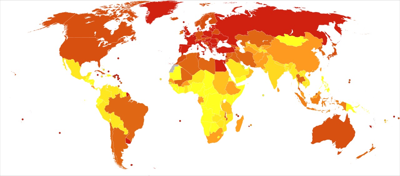 Mapa-múndi colorido mostrando a carga do câncer de bexiga em homens por país, do amarelo (menor) ao vermelho-escuro (maior), dados da Organização Mundial da Saúde.
